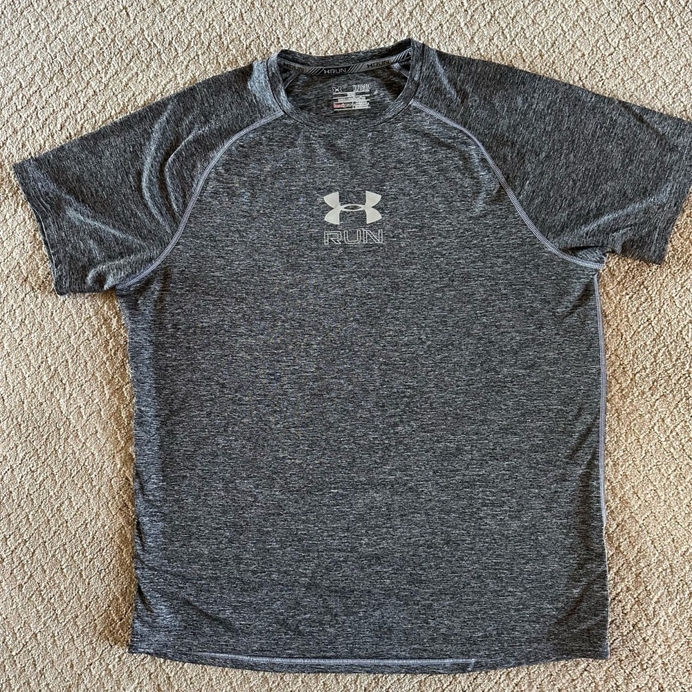 Under Armour Men's Charcoal Run Tee